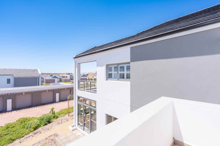 To Let 2 Bedroom Property for Rent in Langebaan Western Cape